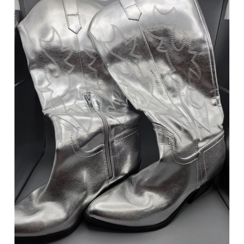 Women's Silver Metallic Cowboy Boots Size 6 Western Pointed Toe Knee High Y2K